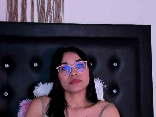 Kristieee webcam
