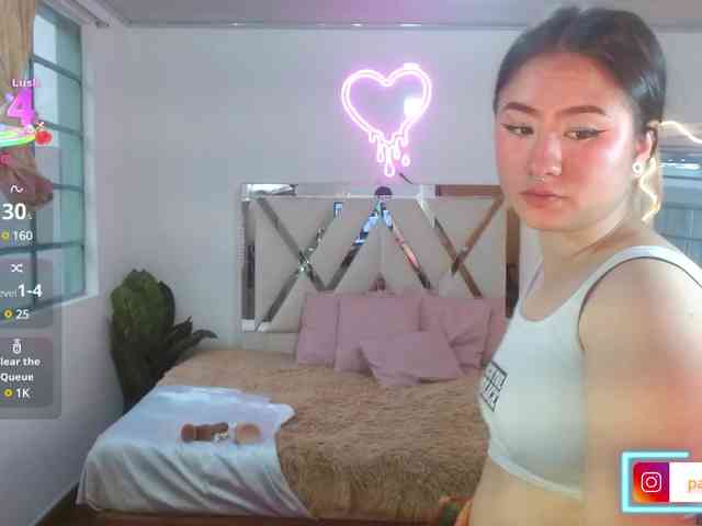 Pariis-tay Live Webcam on BongaCams