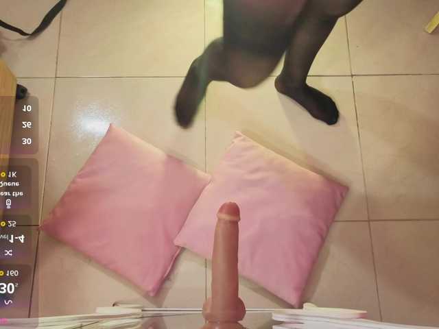 SAAYA-TAY's BongaCams show and profile