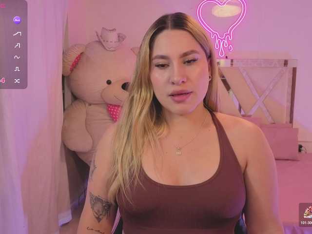 SAAYA-TAY's BongaCams show and profile