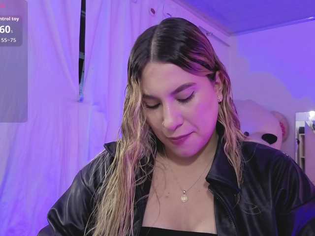 SAAYA-TAY's BongaCams show and profile