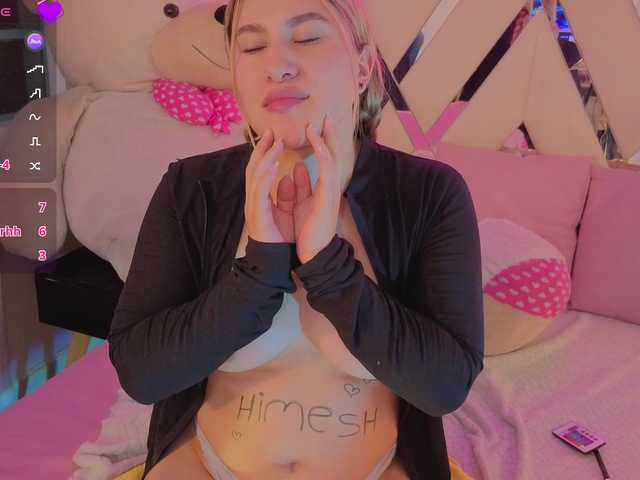 SAAYA-TAY's BongaCams show and profile