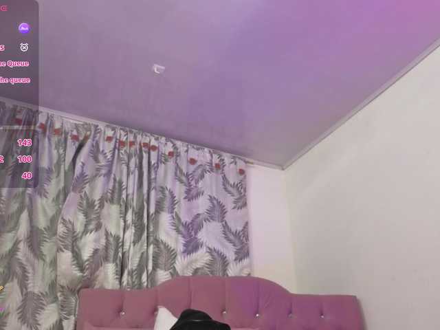 SAAYA-TAY's BongaCams show and profile