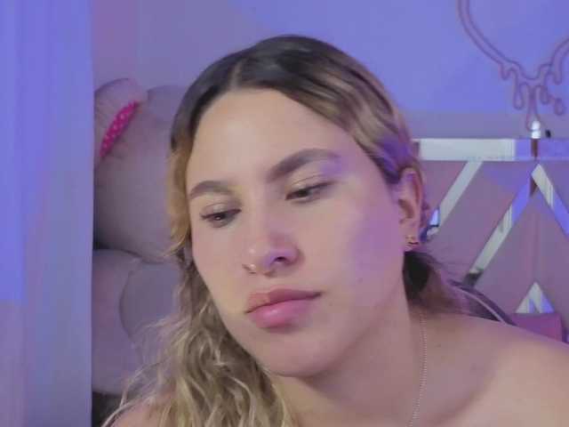 SAAYA-TAY's BongaCams show and profile