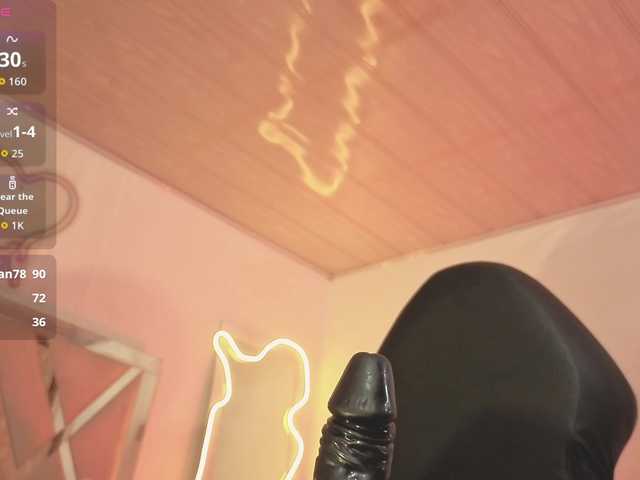 SAAYA-TAY's BongaCams show and profile