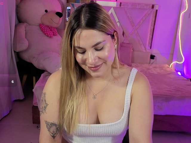 SAAYA-TAY's BongaCams show and profile