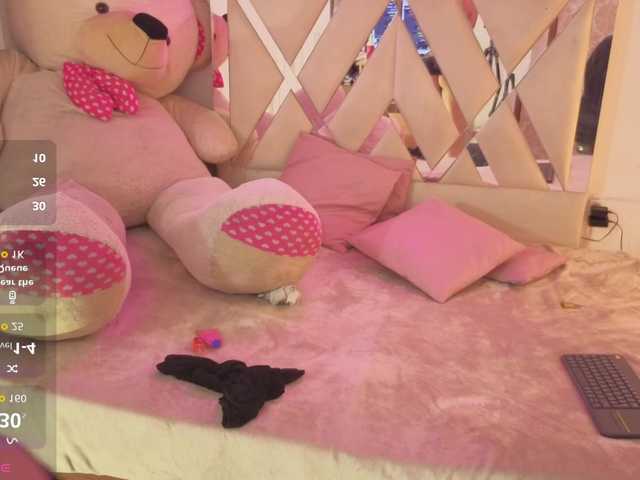 SAAYA-TAY's BongaCams show and profile