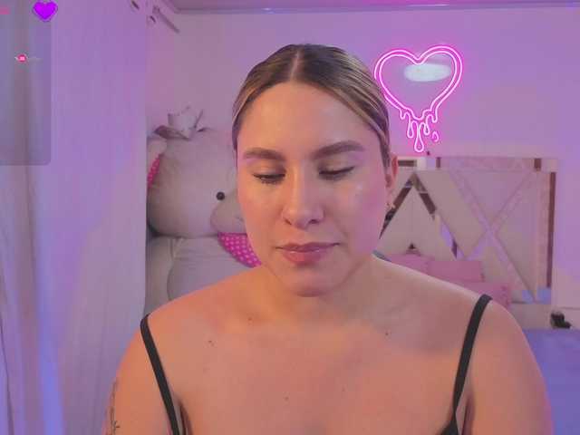 SAAYA-TAY's BongaCams show and profile