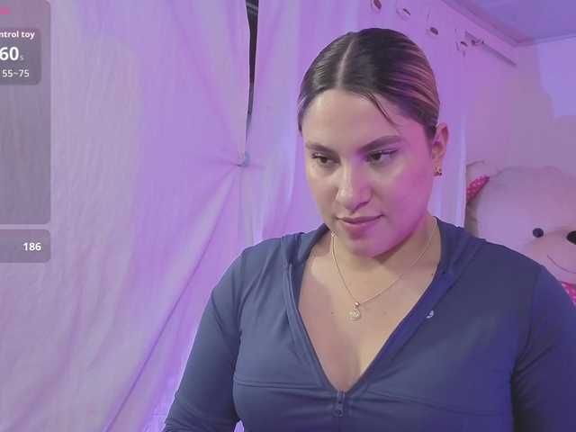 SAAYA-TAY's BongaCams show and profile