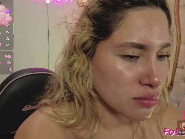 SAAYA-TAY's BongaCams show and profile