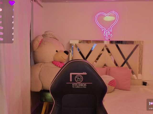 SAAYA-TAY's BongaCams show and profile