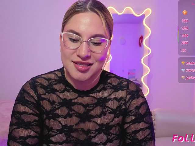 SAAYA-TAY's BongaCams show and profile