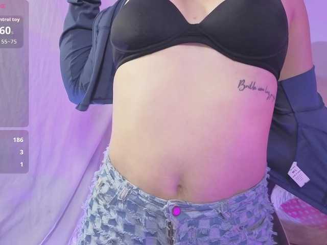 SAAYA-TAY's BongaCams show and profile