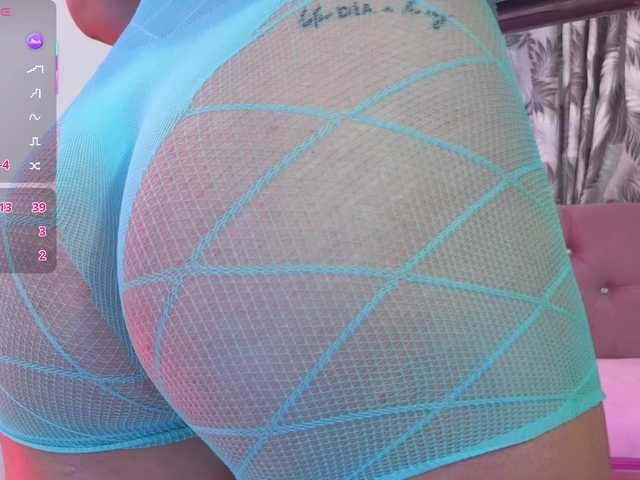 SAAYA-TAY's BongaCams show and profile