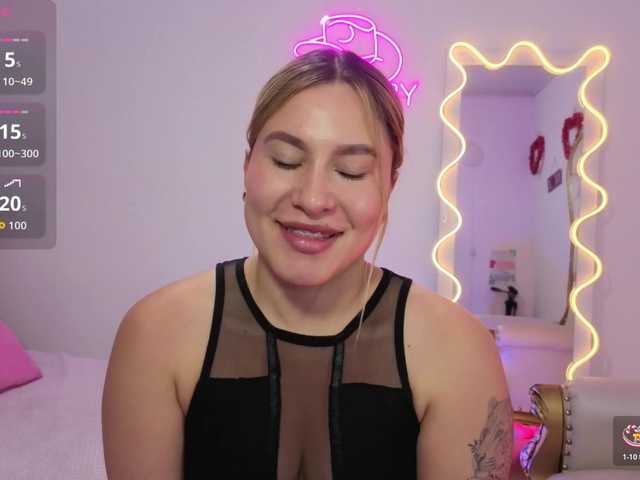 SAAYA-TAY's BongaCams show and profile