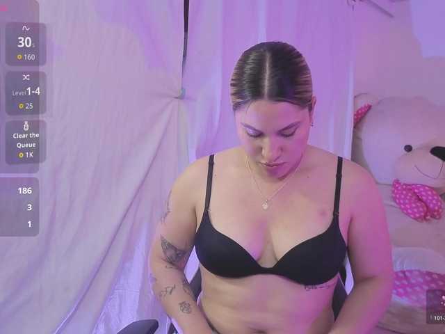 SAAYA-TAY's BongaCams show and profile