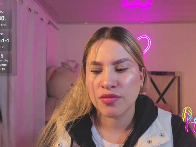 SAAYA-TAY's BongaCams show and profile