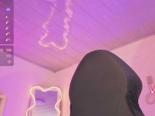 SAAYA-TAY's BongaCams show and profile