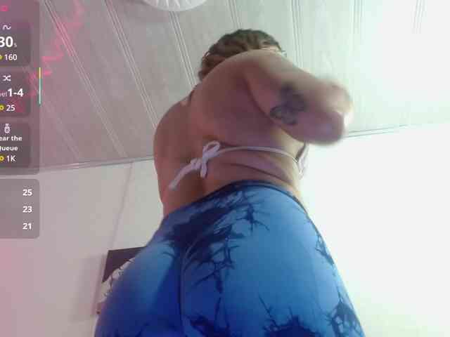 SAAYA-TAY webcam