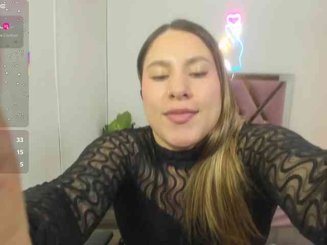 SAAYA-TAY webcam