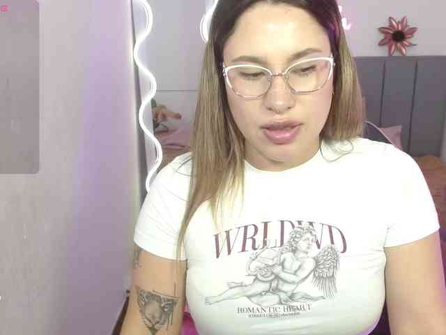 SAAYA-TAY webcam
