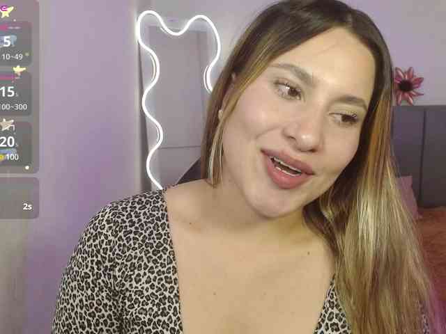 SAAYA-TAY webcam