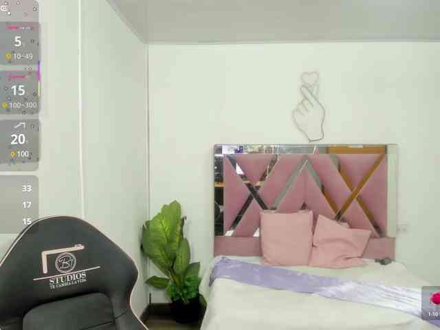 SAAYA-TAY webcam