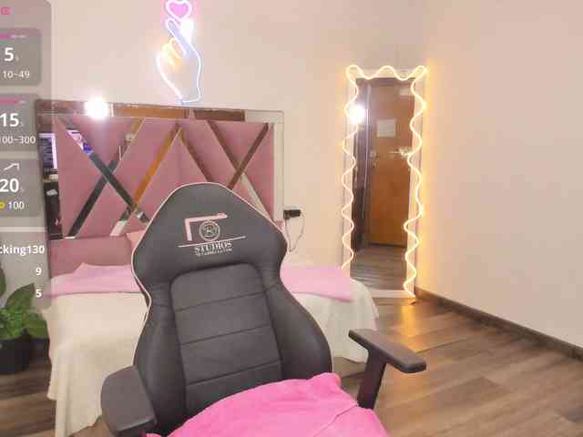SAAYA-TAY webcam