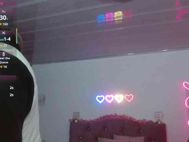 SAAYA-TAY webcam