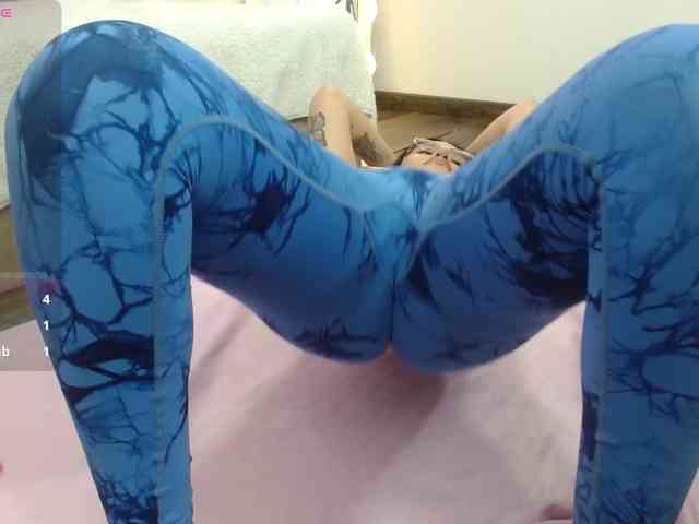 SAAYA-TAY webcam