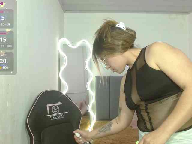 SAAYA-TAY webcam