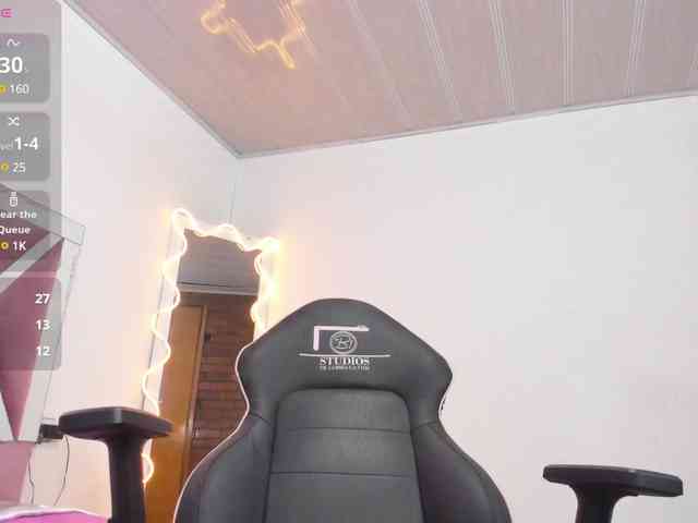 SAAYA-TAY webcam
