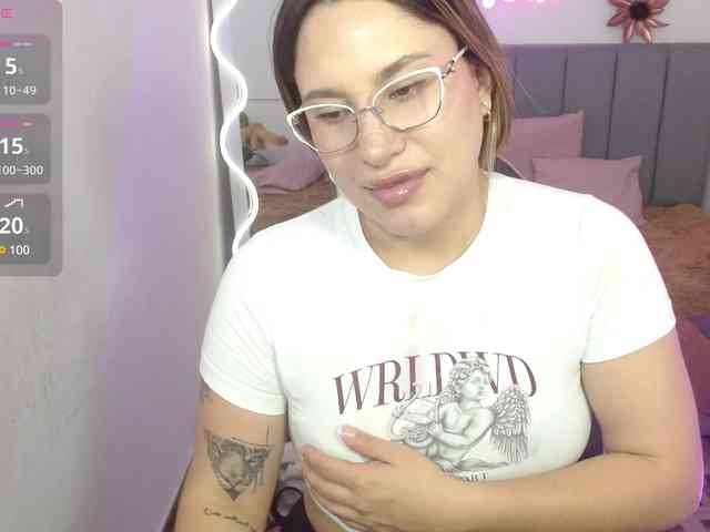 SAAYA-TAY webcam