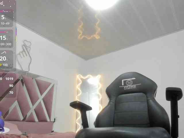 SAAYA-TAY webcam