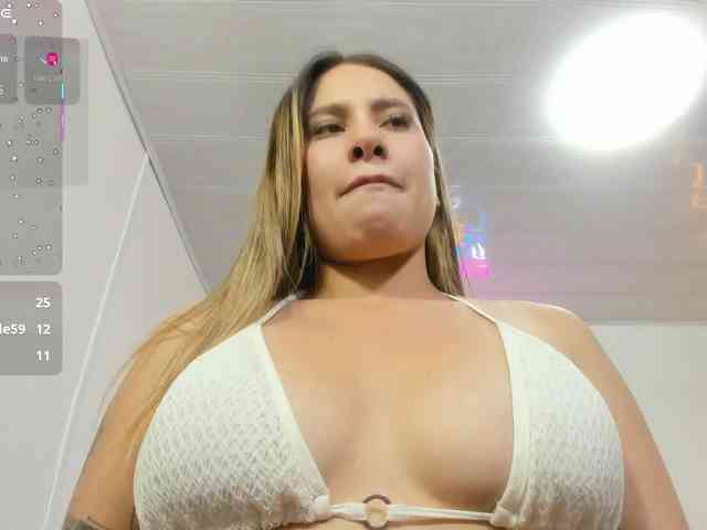 SAAYA-TAY webcam