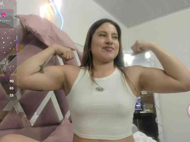 SAAYA-TAY webcam