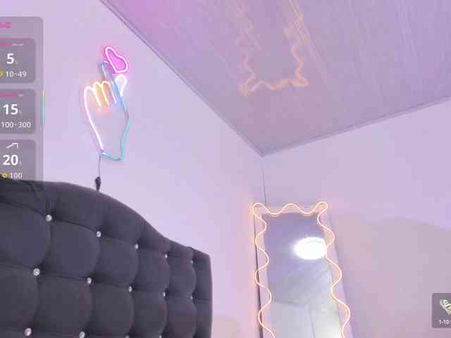 SAAYA-TAY webcam