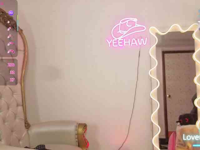 SAAYA-TAY webcam