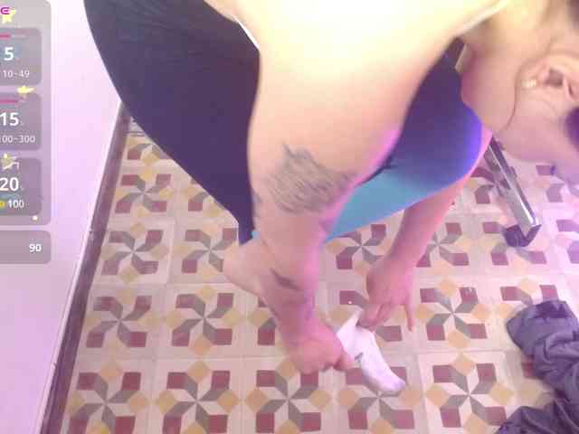 SAAYA-TAY webcam