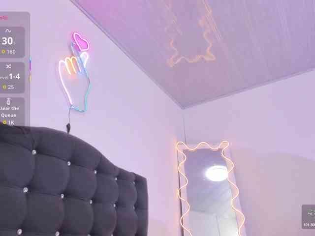 SAAYA-TAY webcam
