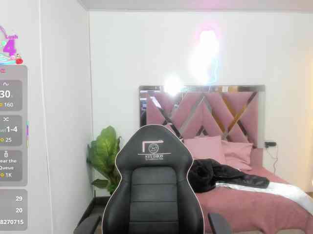 webcam chat SAAYA-TAY