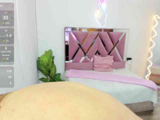 SAAYA-TAY webcam