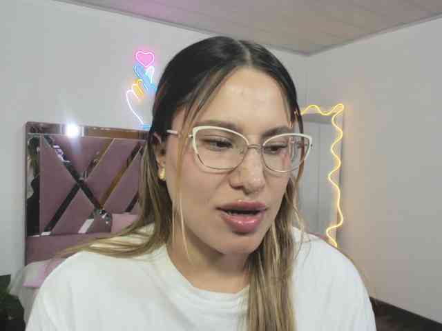 SAAYA-TAY webcam