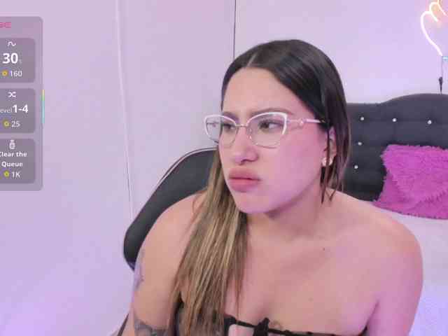 SAAYA-TAY webcam