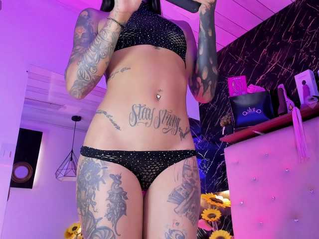 KendallWods's BongaCams show and profile