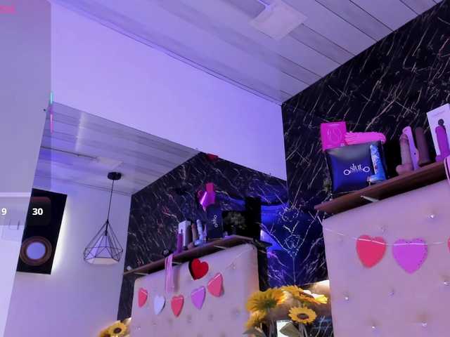 KendallWods's BongaCams show and profile