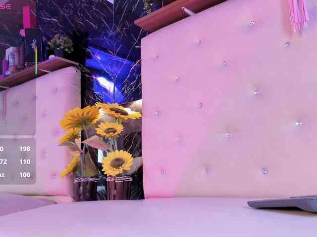 KendallWods Live Webcam on BongaCams