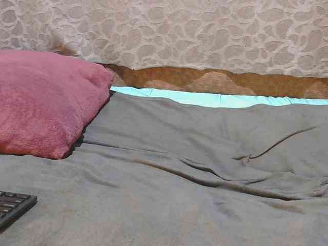 slim-girl01 webcam