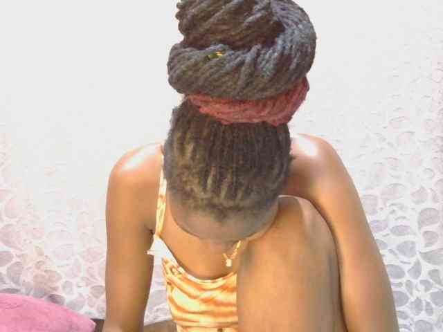 slim-girl01 webcam