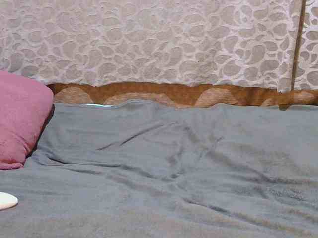slim-girl01 webcam